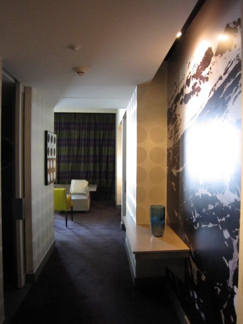 Room-01.JPG